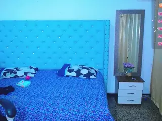 Little_Flower4U's Live Sex Cam Show