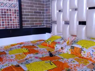 Little_Flower4U's Live Sex Cam Show