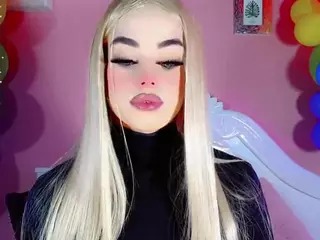 EvaaMooree's Live Sex Cam Show