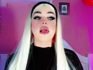 EvaaMooree's Live Sex Cam Show