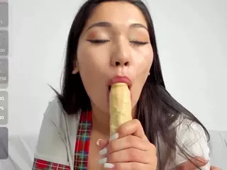 floomaliana's Live Sex Cam Show