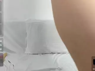 floomaliana's Live Sex Cam Show