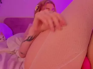 MayMeow's Live Sex Cam Show