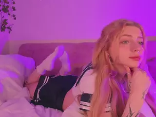 MayMeow's Live Sex Cam Show
