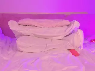 MayMeow's Live Sex Cam Show