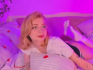 MayMeow's Live Sex Cam Show