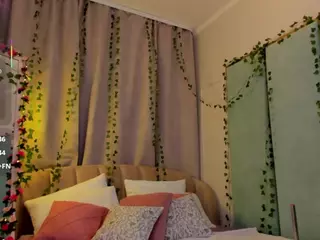 Lola's Live Sex Cam Show