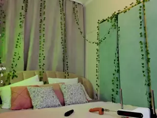 Lola's Live Sex Cam Show