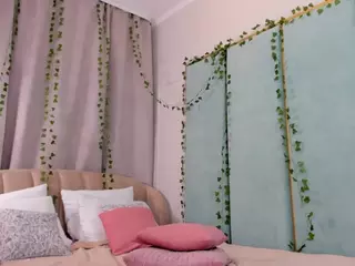 Lola's Live Sex Cam Show