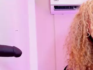 ScarlettDuran's Live Sex Cam Show
