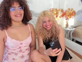 ScarlettDuran's Live Sex Cam Show