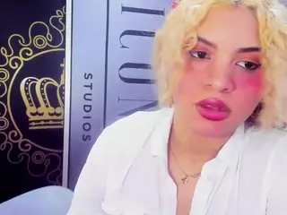ScarlettDuran's Live Sex Cam Show