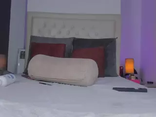 ..AriDelight..'s Live Sex Cam Show