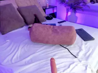 ..AriDelight..'s Live Sex Cam Show