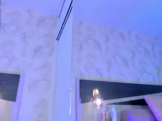 ..AriDelight..'s Live Sex Cam Show