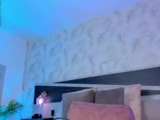 ..AriDelight..'s Live Sex Cam Show