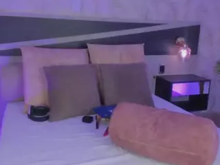 ..AriDelight..'s Live Sex Cam Show