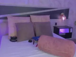 ..AriDelight..'s Live Sex Cam Show