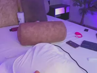 ..AriDelight..'s Live Sex Cam Show