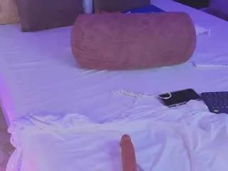..AriDelight..'s Live Sex Cam Show