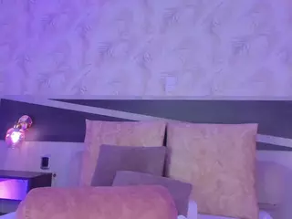 ..AriDelight..'s Live Sex Cam Show