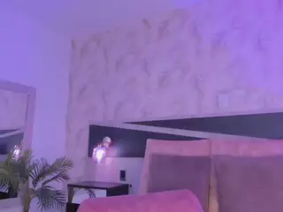..AriDelight..'s Live Sex Cam Show