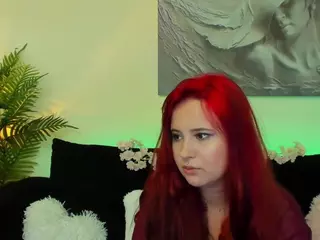 MikaFyre's Live Sex Cam Show