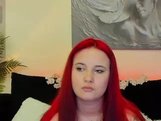 MikaFyre's Live Sex Cam Show