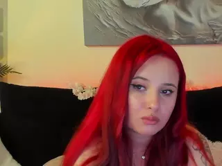 MikaFyre's Live Sex Cam Show