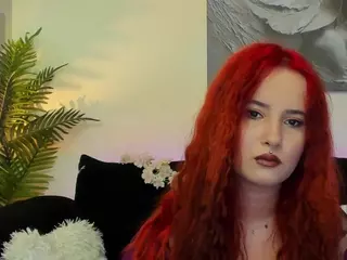 MikaFyre's Live Sex Cam Show