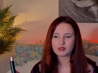 MikaFyre's Live Sex Cam Show