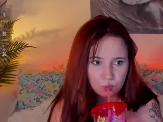 MikaFyre's Live Sex Cam Show