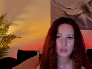 MikaFyre's Live Sex Cam Show