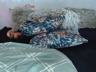 Corinn Dupont's Live Sex Cam Show