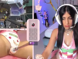 GreiceGames's Live Sex Cam Show