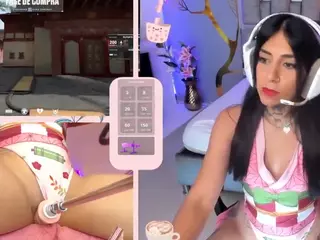 GreiceGames's Live Sex Cam Show