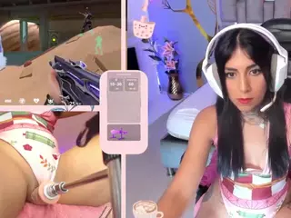 GreiceGames's Live Sex Cam Show