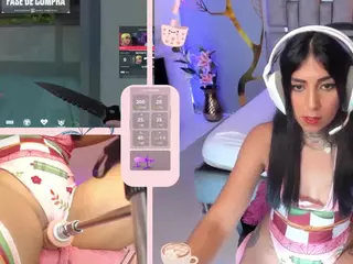 GreiceGames's Live Sex Cam Show