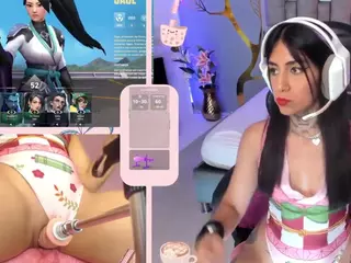 GreiceGames's Live Sex Cam Show