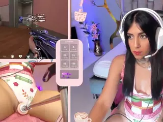 GreiceGames's Live Sex Cam Show