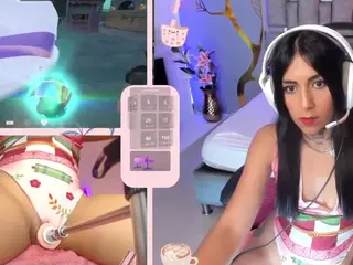 GreiceGames's Live Sex Cam Show