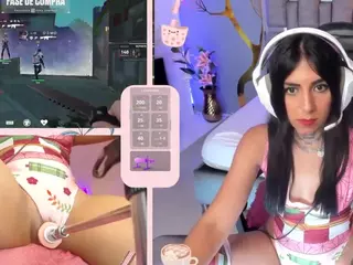 GreiceGames's Live Sex Cam Show