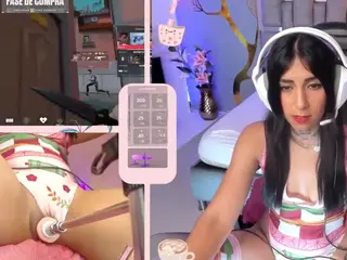 GreiceGames's Live Sex Cam Show