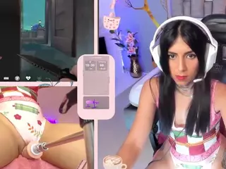 GreiceGames's Live Sex Cam Show