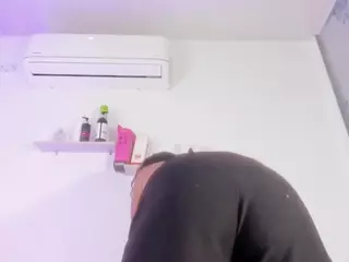Kim-Baker2's Live Sex Cam Show