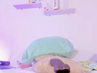 Kim-Baker2's Live Sex Cam Show