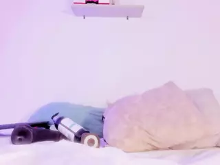 Kim-Baker2's Live Sex Cam Show
