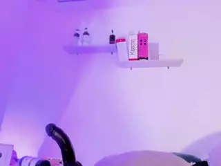 Kim-Baker2's Live Sex Cam Show