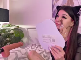 Vivi's Live Sex Cam Show
