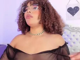 NiaColussi's Live Sex Cam Show